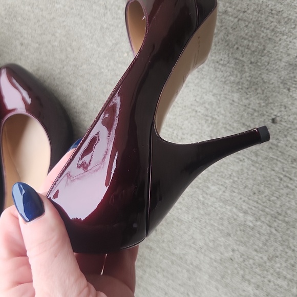 Pura Lopez red patent heels - Picture 9 of 13